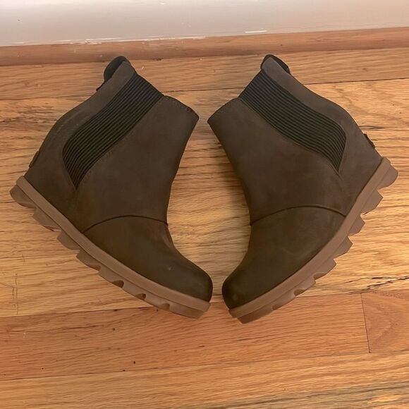 Sorel Joan of Arctic Brown Suede Ankle Chelsea pull on Booties size 6 - Picture 2 of 7